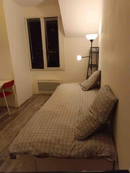 Апартаменты Studio Au Centre De Quimper 2Eme Et Экстерьер фото